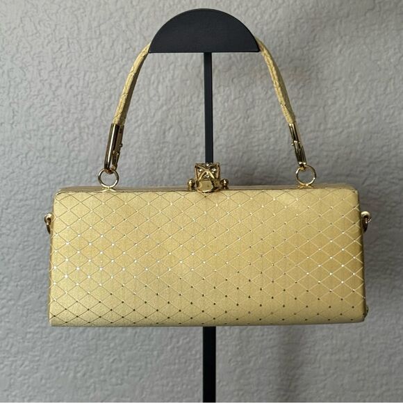 Vintage Yellow Gold Quilted Pattern Clutch Bag - Picture 9 of 9